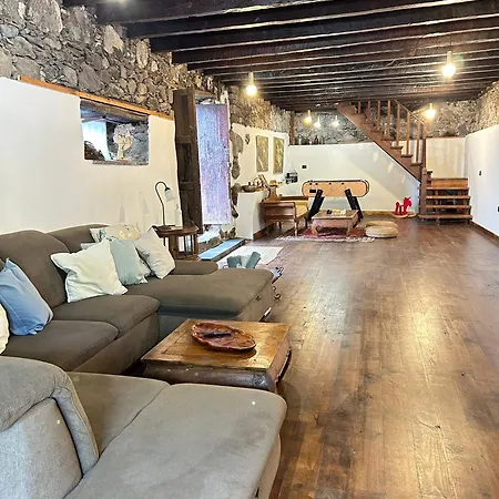 Casa La Aldaba Feriehus